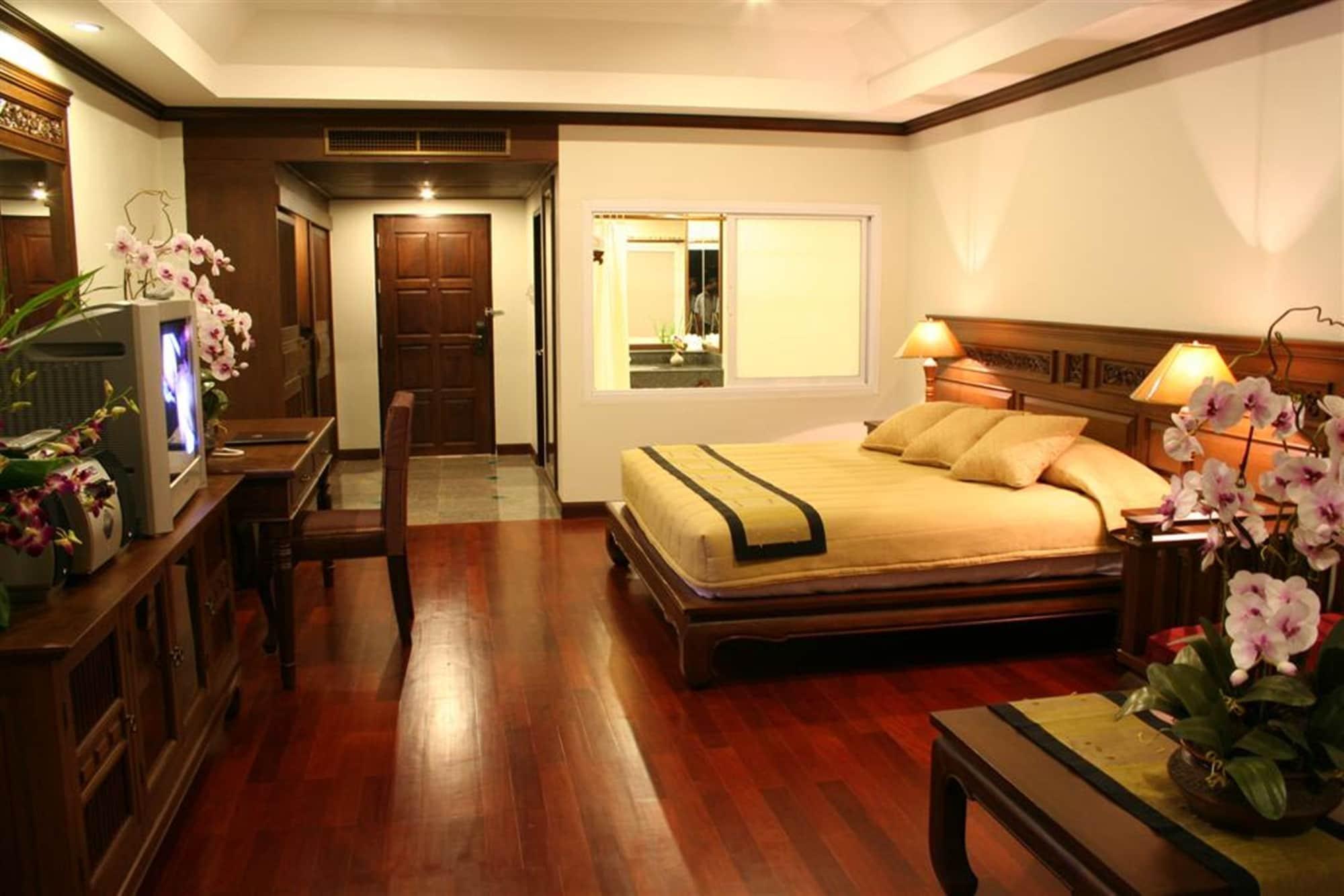 Avalon Beach Resort Патая Екстериор снимка