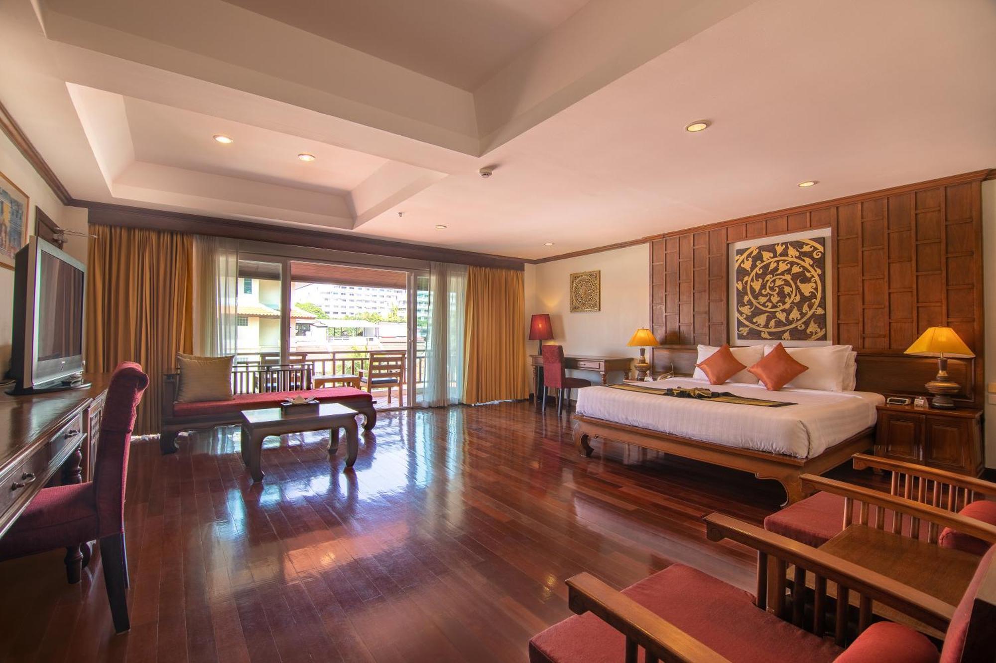 Avalon Beach Resort Патая Екстериор снимка